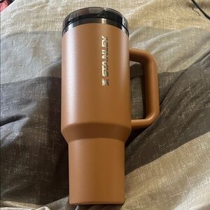 Sold out - Stanley Pro Tour 40 oz - Camel - gently used